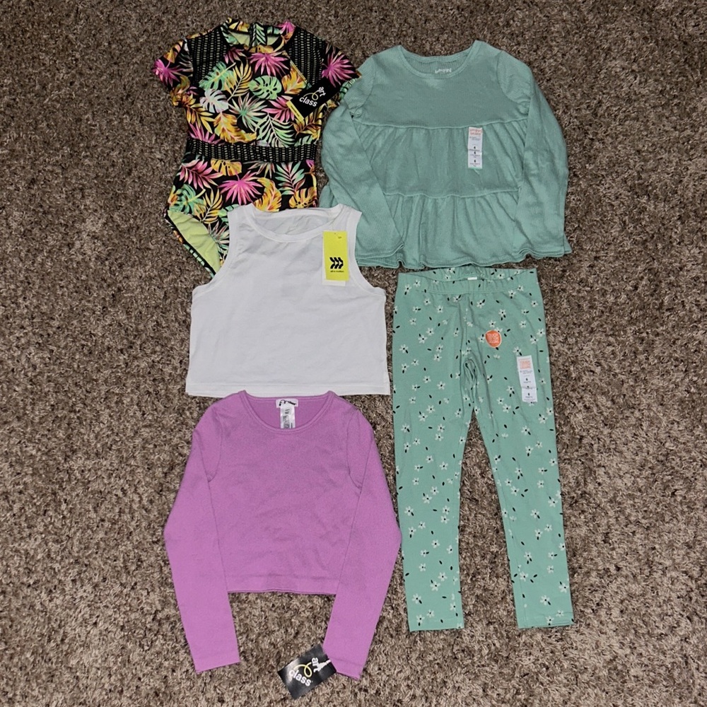 NWT Girls’ (6/7) Clothes
